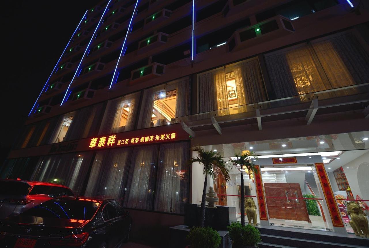 The Travellers Hotel Бангкок Экстерьер фото